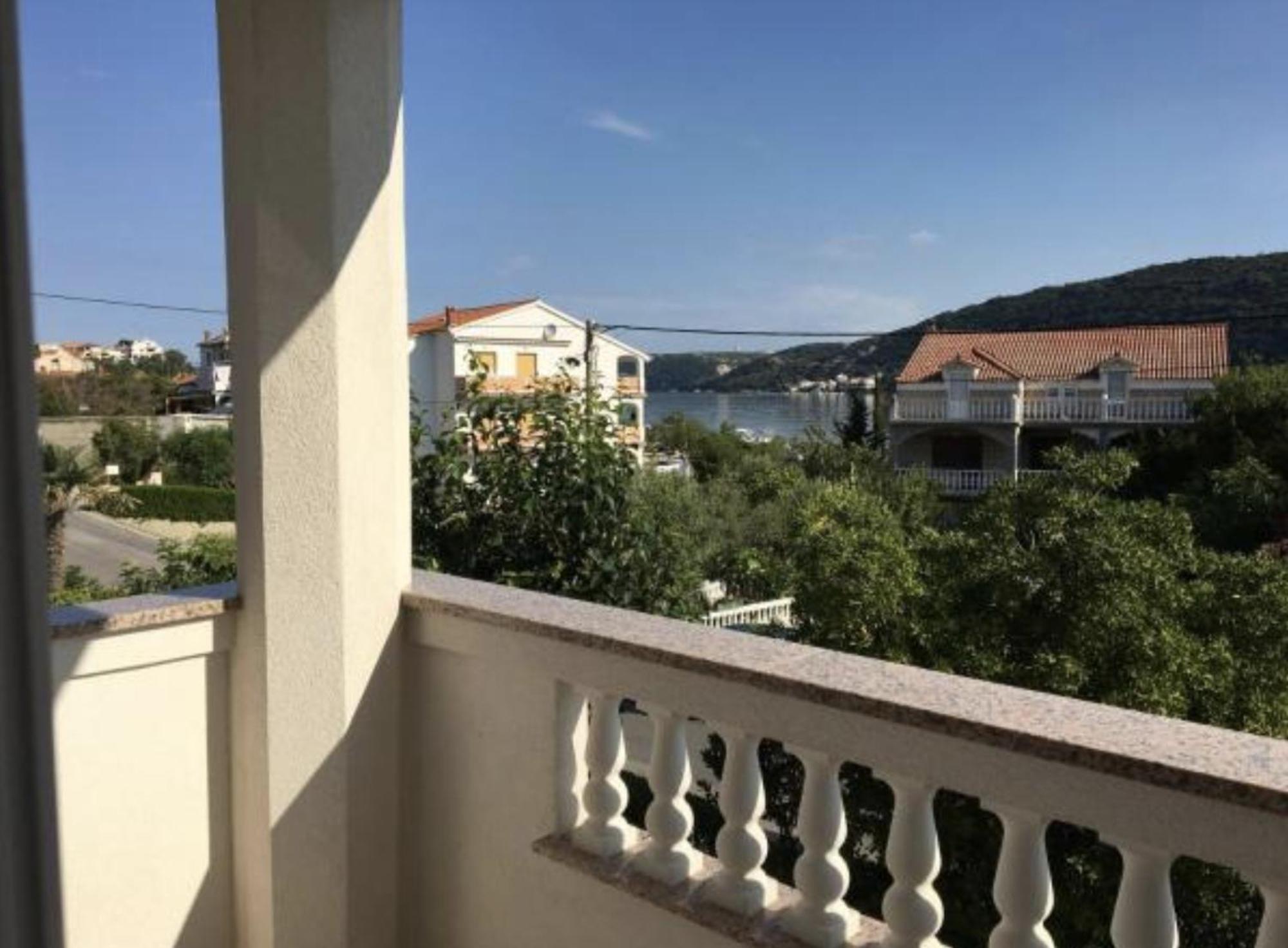 Superior Rooms Sea Side View Rab Town Dış mekan fotoğraf